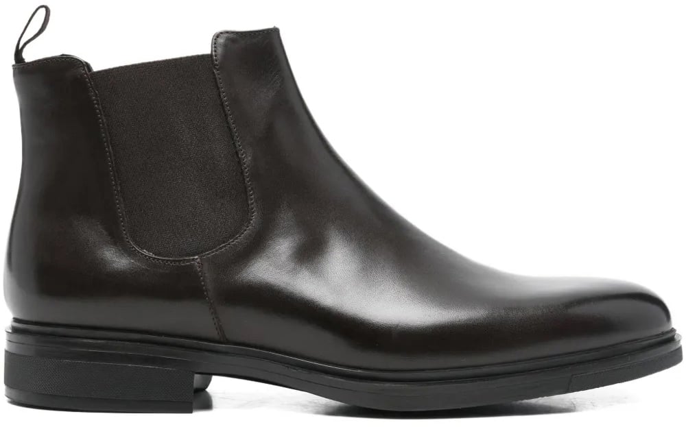 boots brown leather