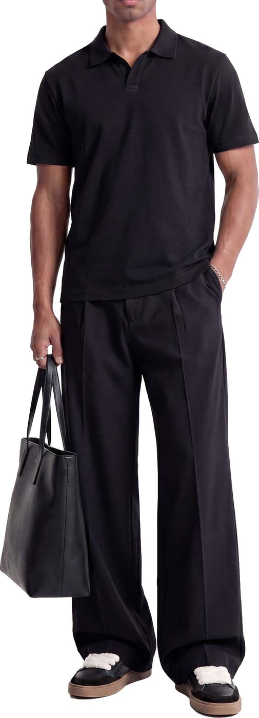 Fuo | Black
