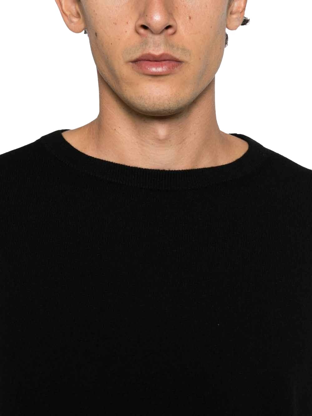Sweaters Black
