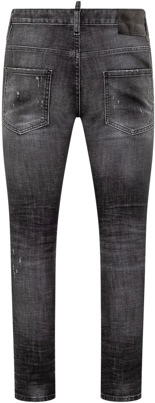 SKATER JEANS