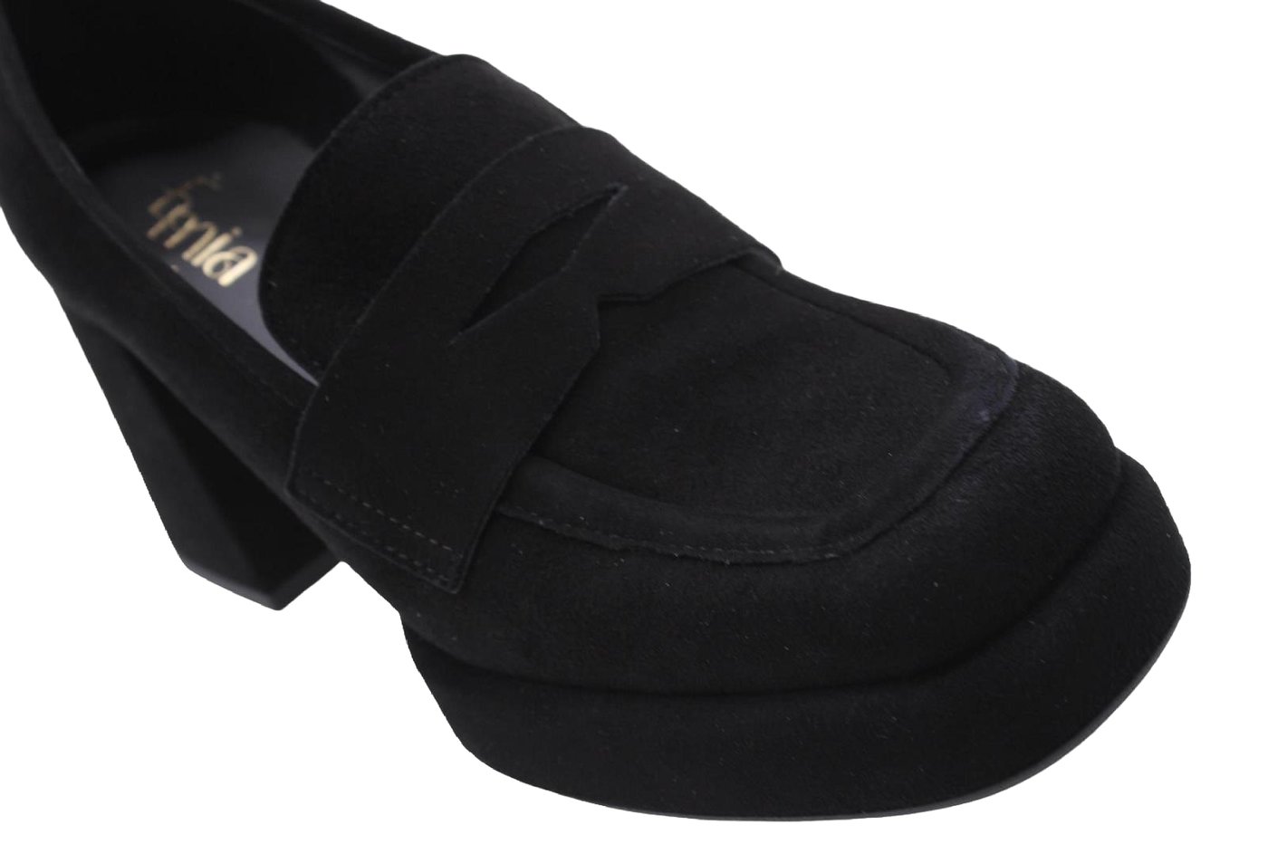 Pump Black