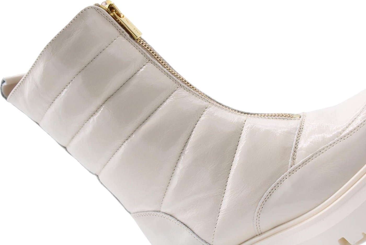 Boot White
