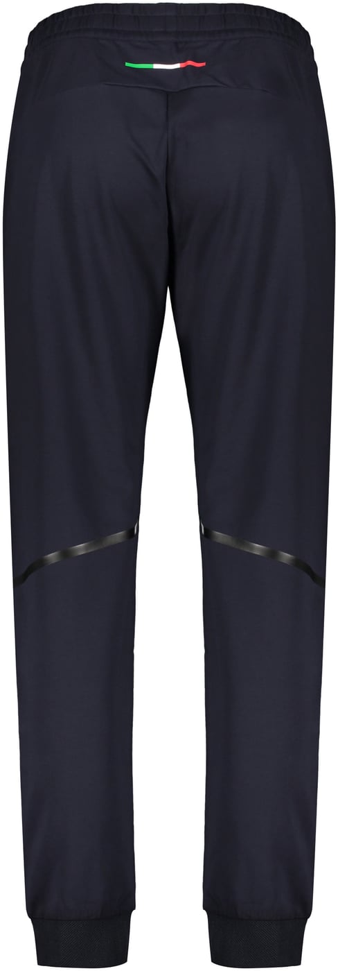 Technical sports pants with modern design