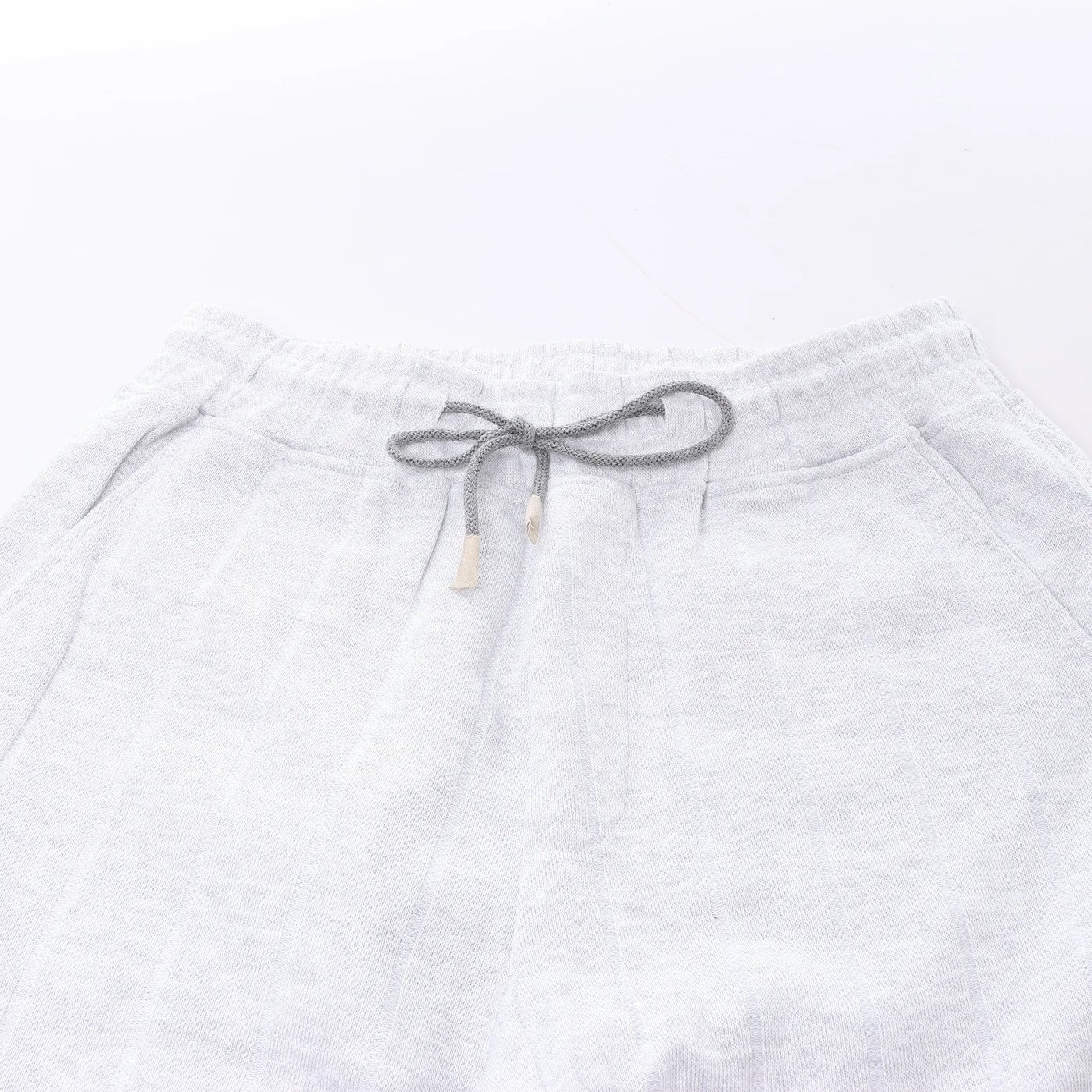 Eleventy Linen Trousers in Light Gray, Size M