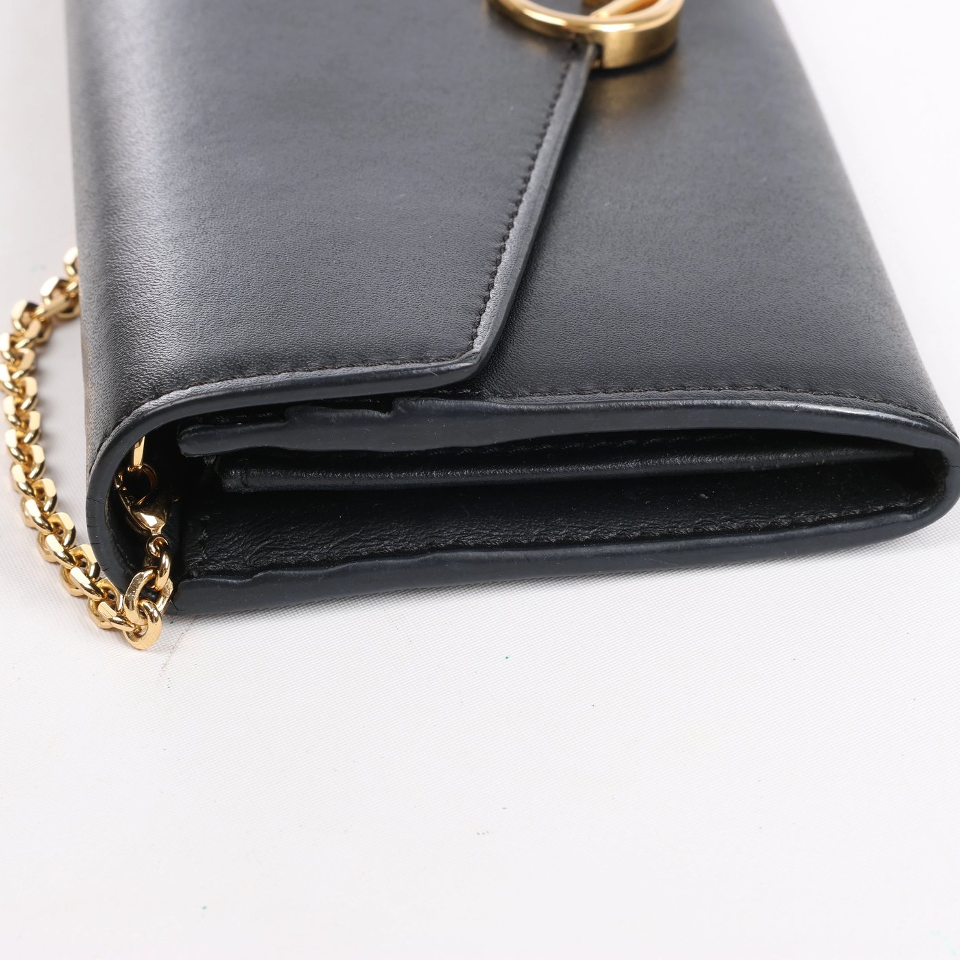 Fendi Continental F Leather Chain Wallet in Black 8M0365