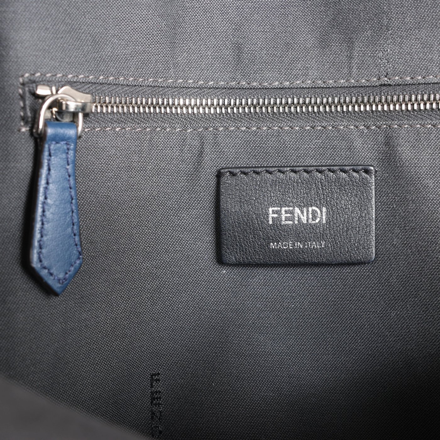 Fendi Borsa Vit Dolce Studs Leather Crossbody Bag Navy Blue 8BT281
