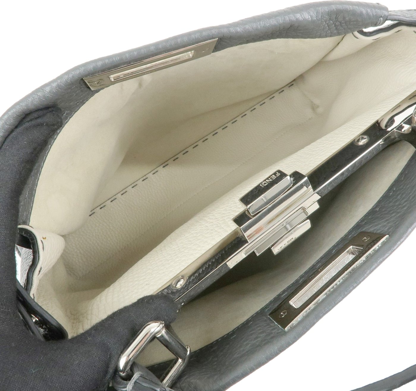 Fendi Selleria Peekaboo Leather Medium