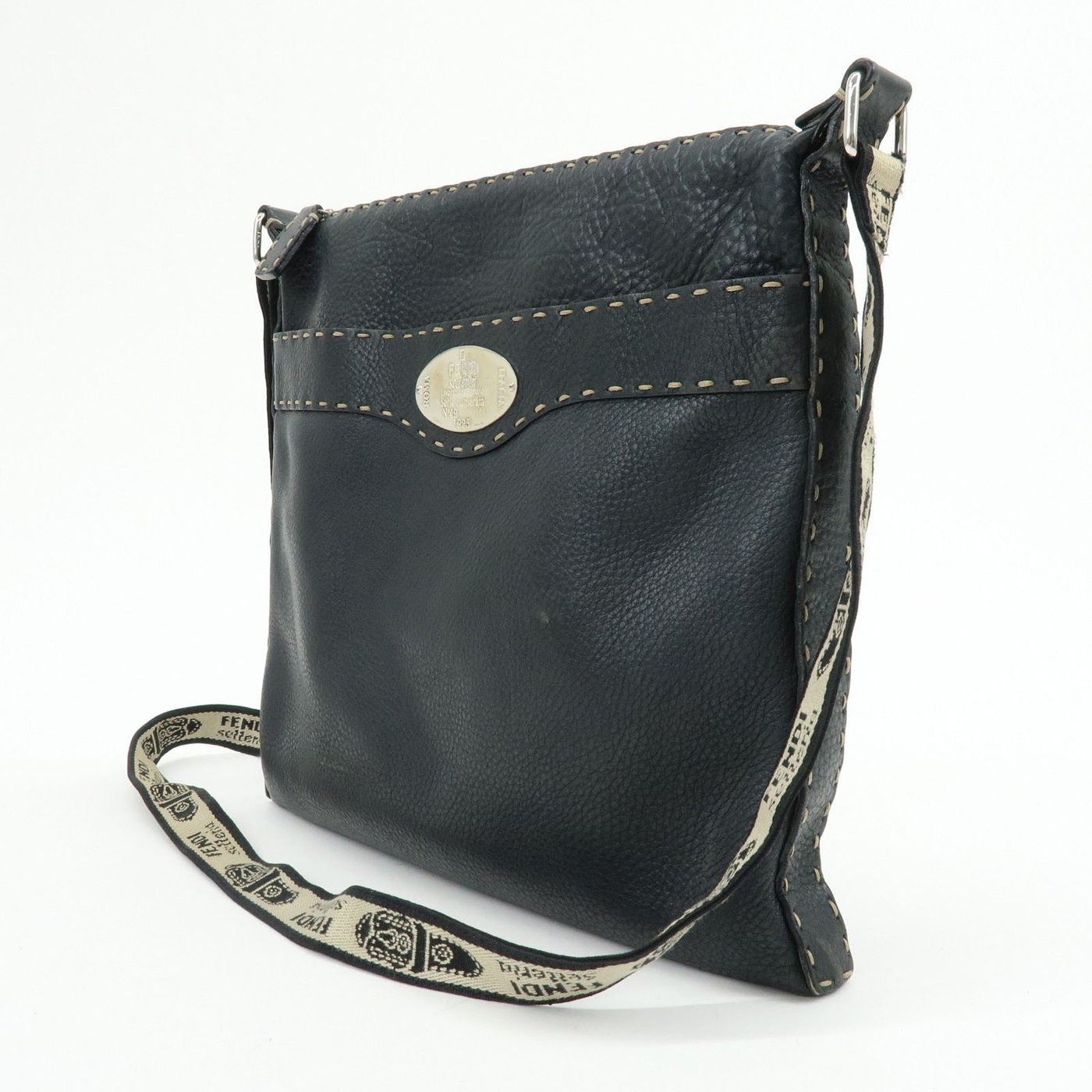 Fendi Vintage Selleria Zip Messenger Leather Medium