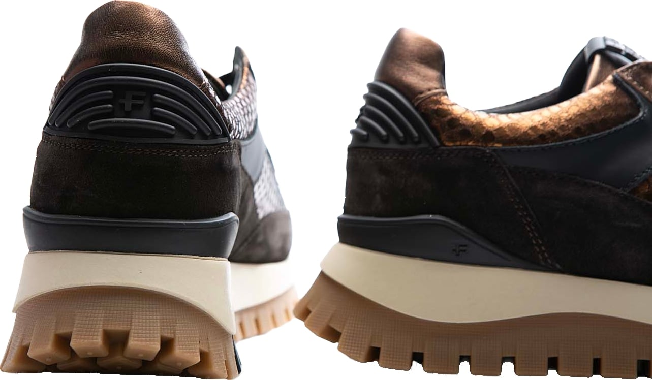 Sneaker Divers