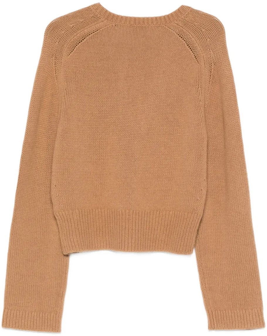 pull beige