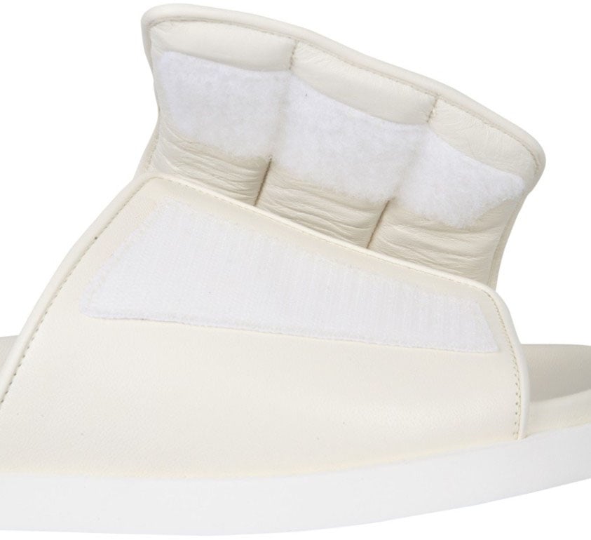Gia 3 Puffy Sandals
