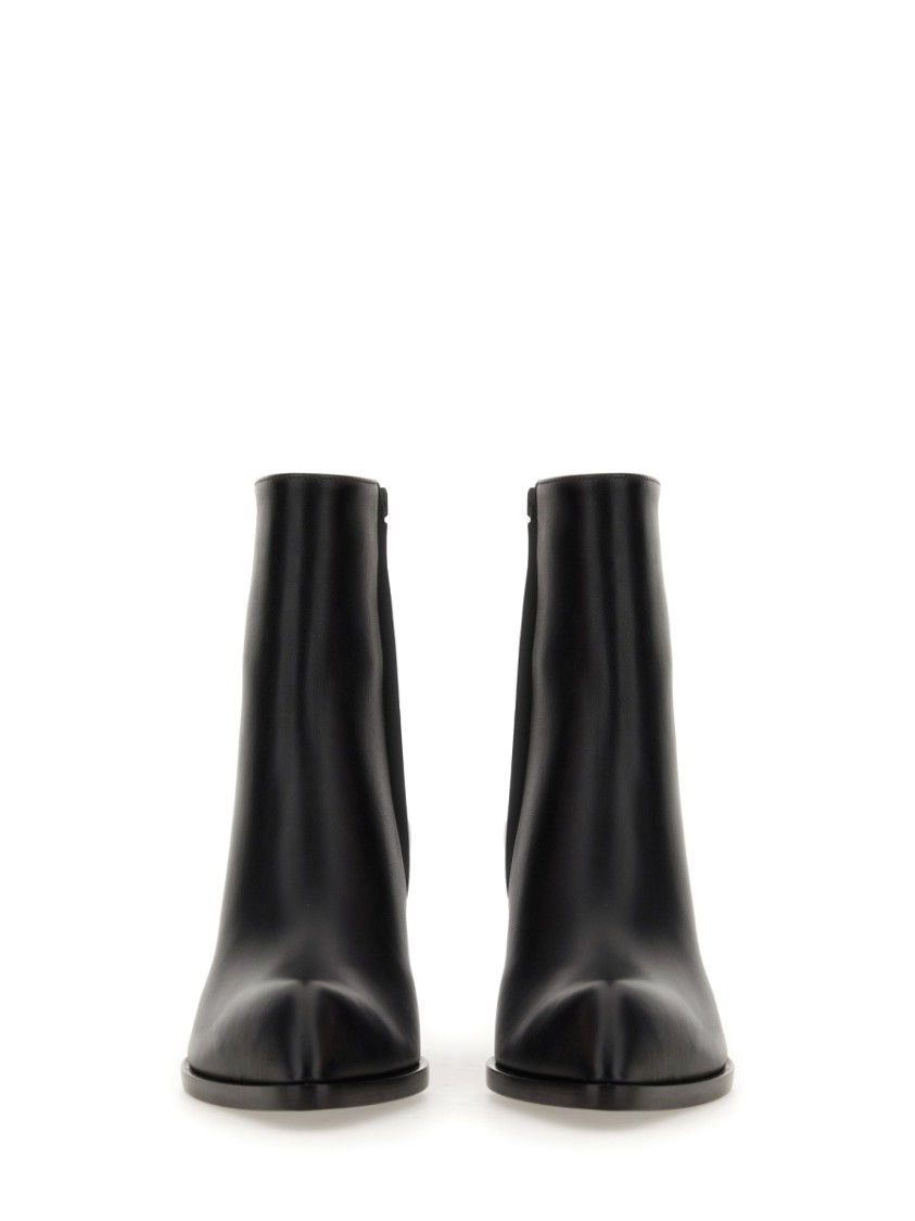 Smooth Leather Ankle Boots With Pointed Toe