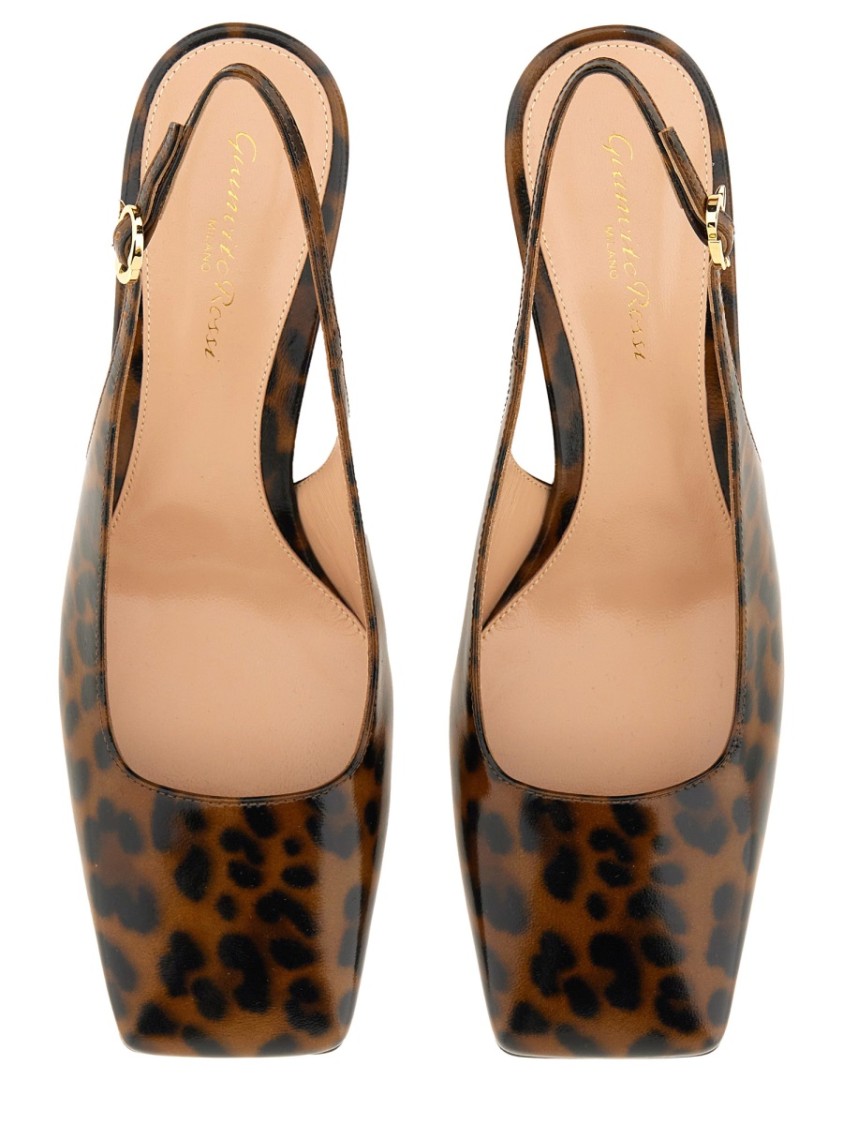 "Christina" Slingback