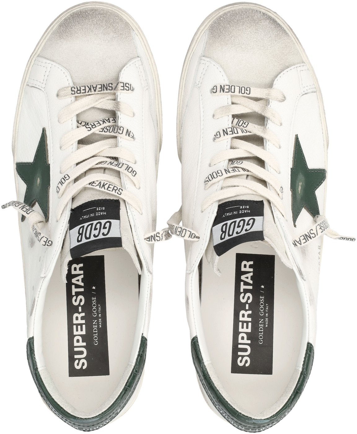 Low-Top Sneakers with Contrasting Star Detail