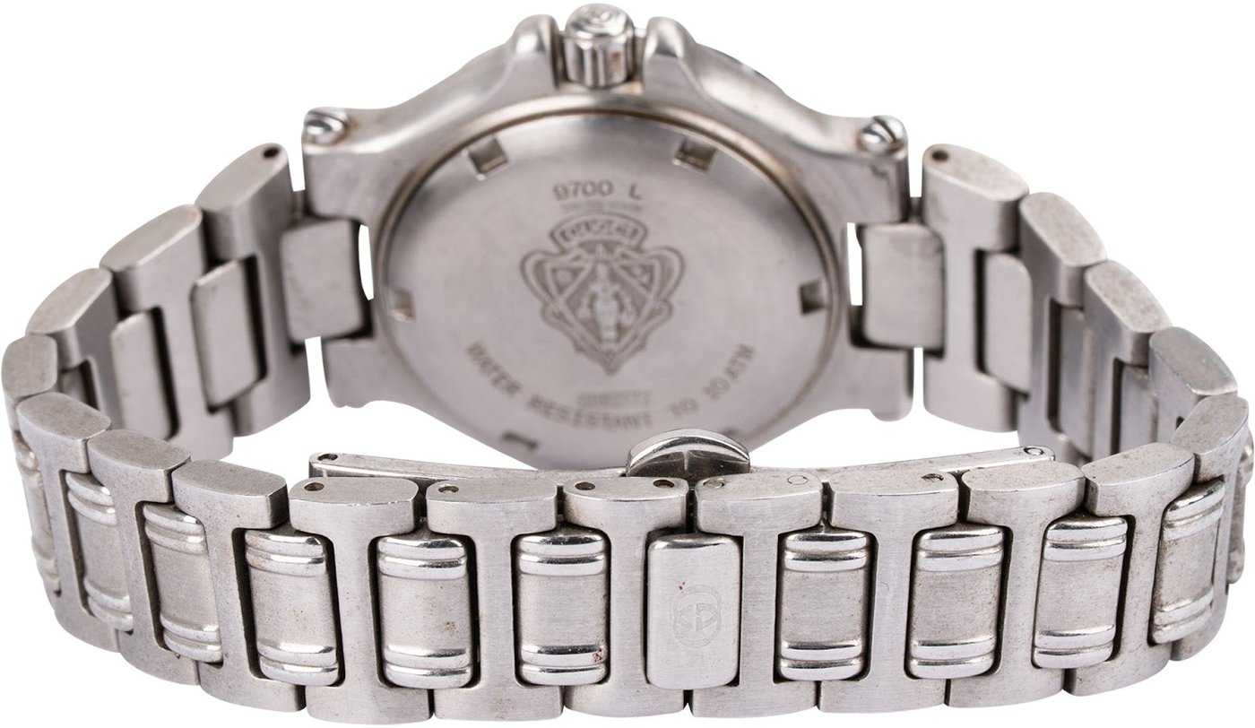 Gucci Silver Tone 9700L Diver's Woman Watch