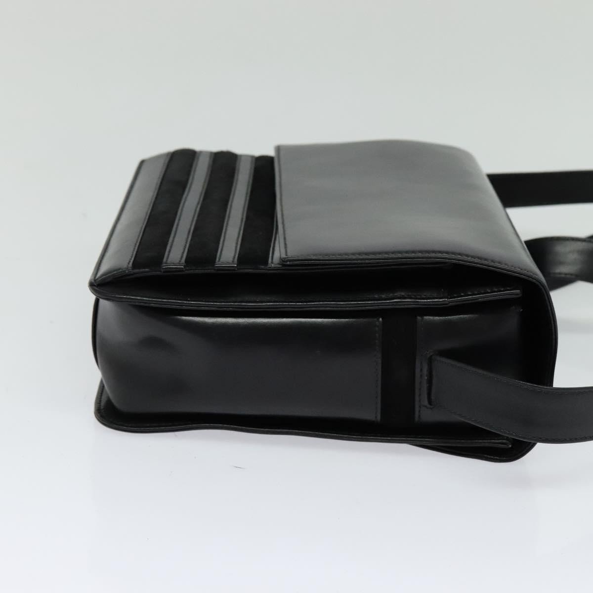 Gucci Vintage Flat Messenger Nylon and Leather