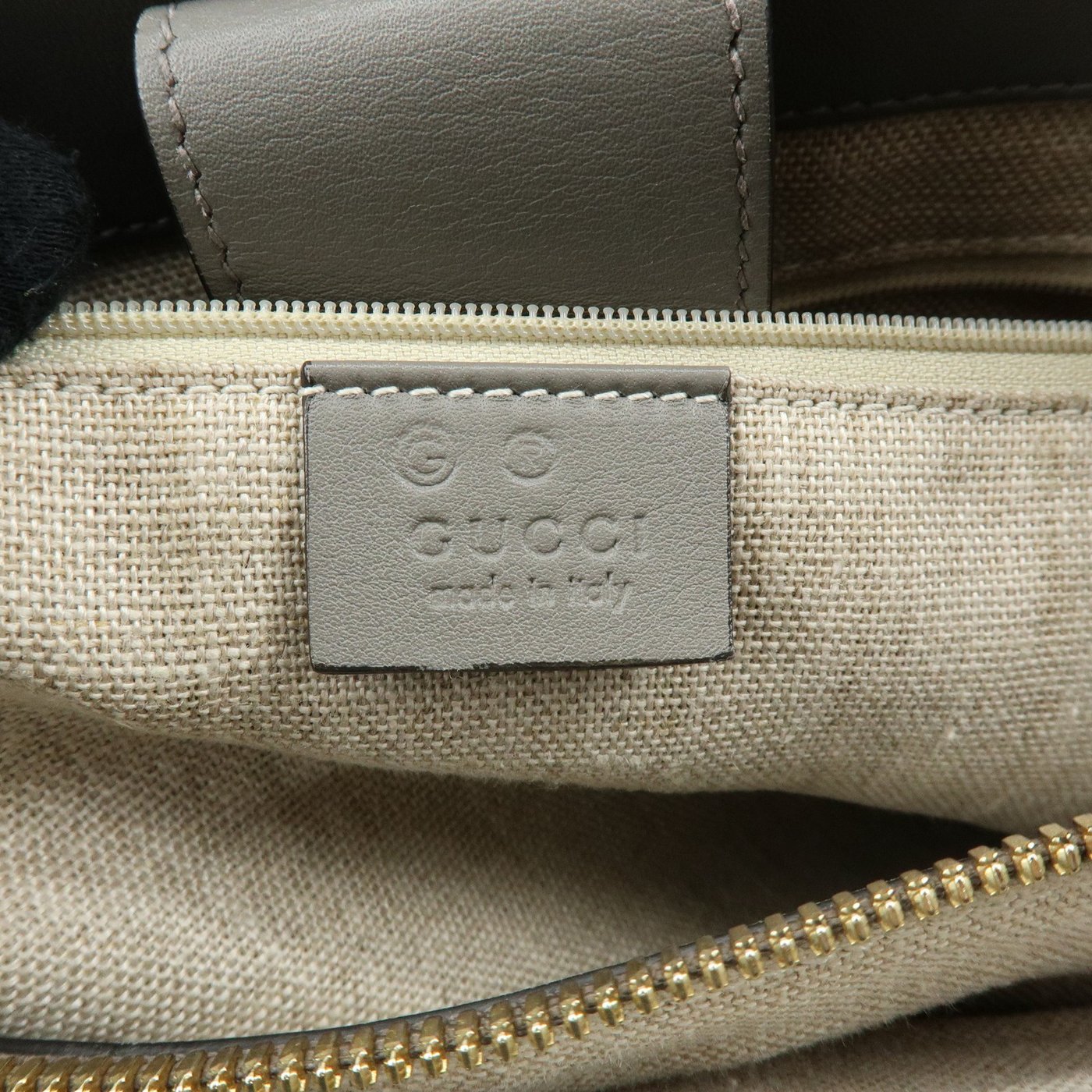 Gucci Zip Pocket Soft Microguccissima Leather Medium