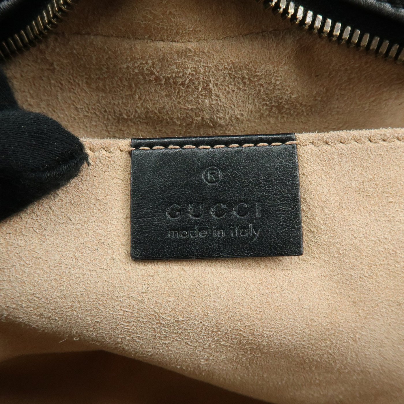 Gucci GG Marmont Matelasse Leather Small