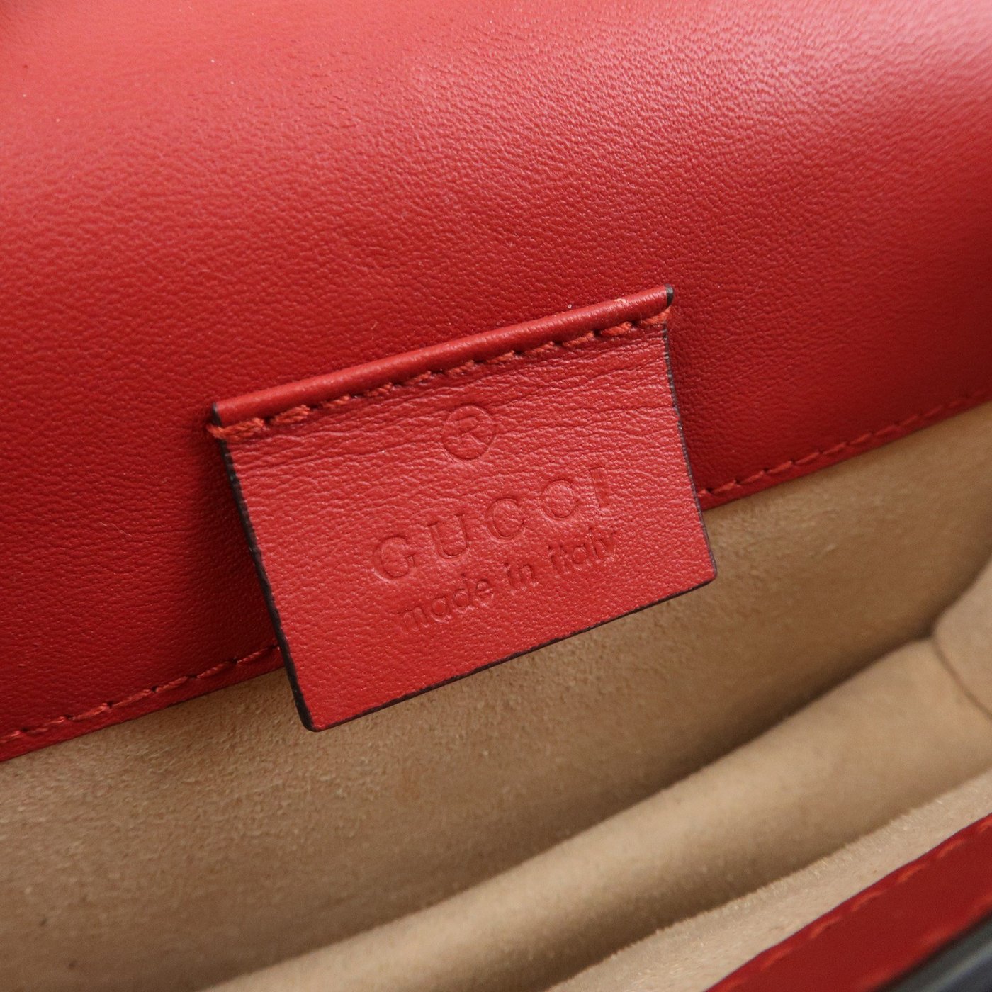 Gucci Sylvie Chain Leather Mini