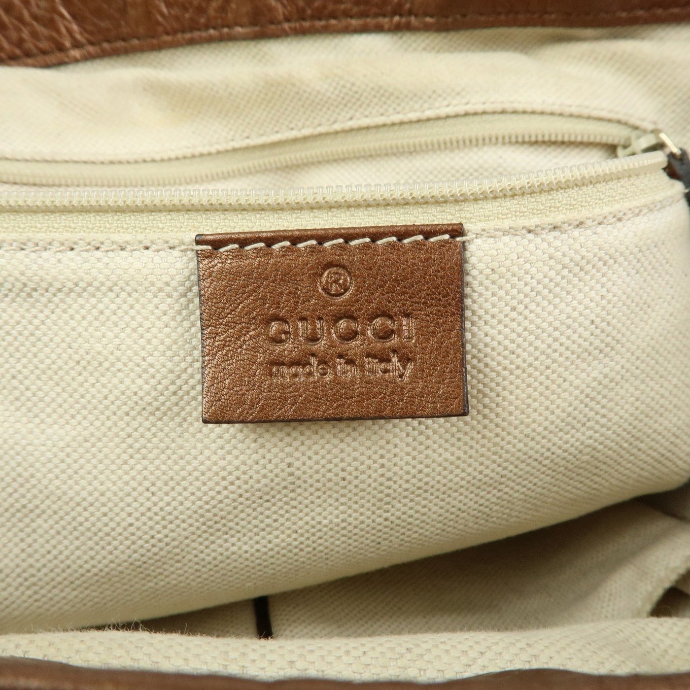 Gucci Sukey Top Handle Satchel Leather Medium