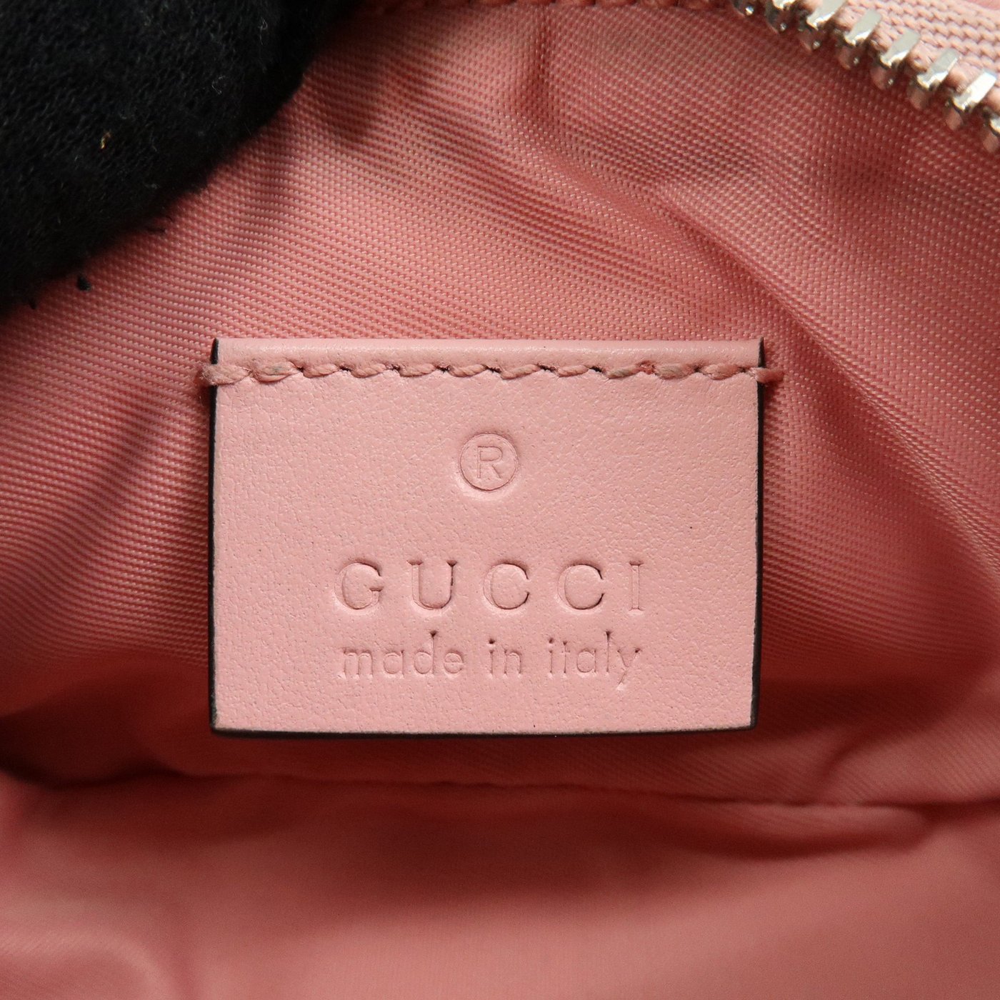 Gucci GG Marmont Key Matelasse Leather