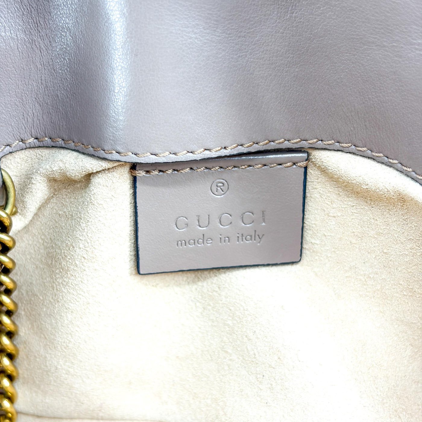 Gucci GG Marmont Flap Matelasse Leather Medium