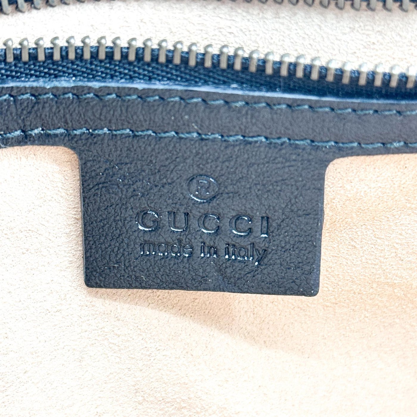 Gucci GG Marmont Accordion Matelasse Leather Medium