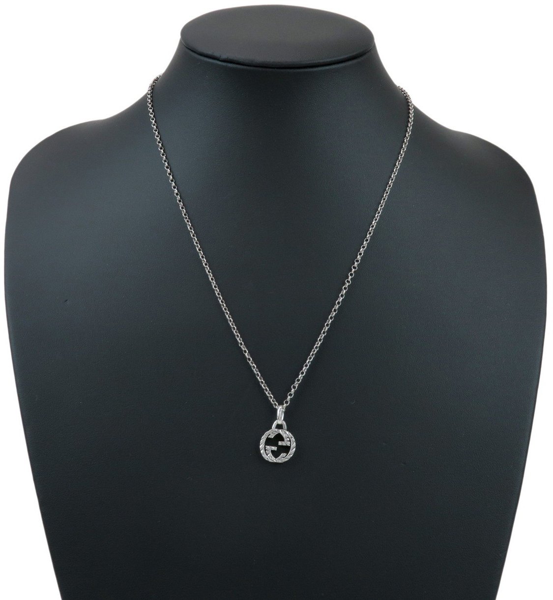 Gucci Engraved Interlocking G Chain Link Pendant Sterling Silver Large