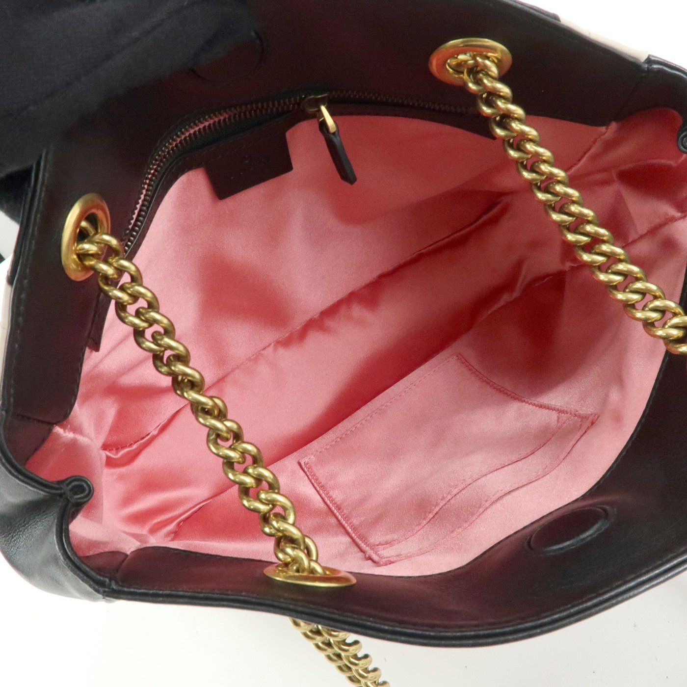 Gucci GG Marmont Chain Matelasse Leather Medium