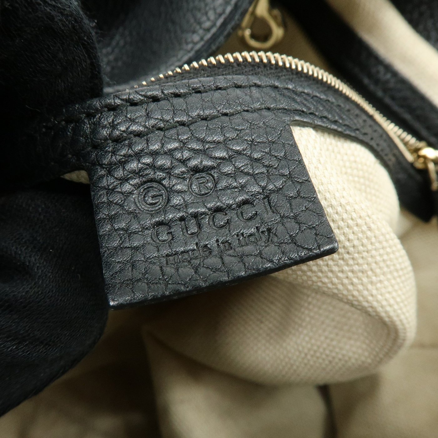 Gucci Soho Chain Strap Leather Medium