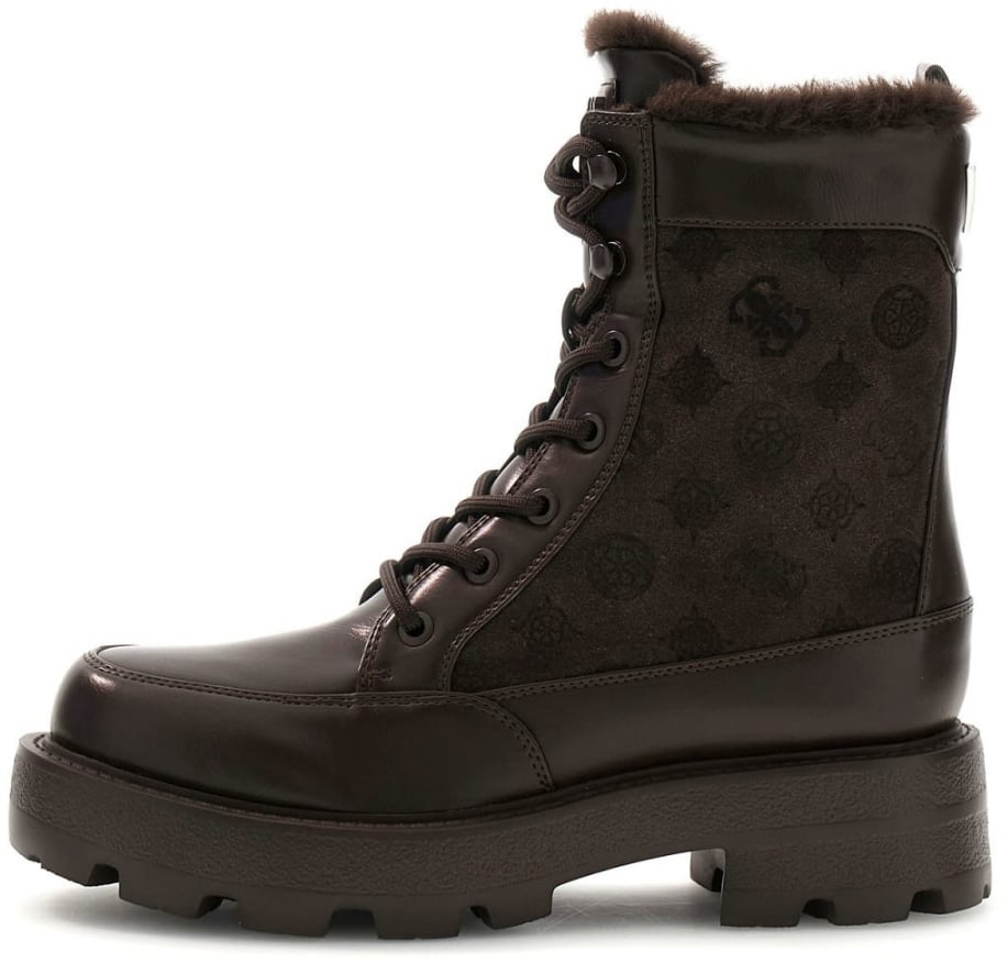 Yarolen Boots