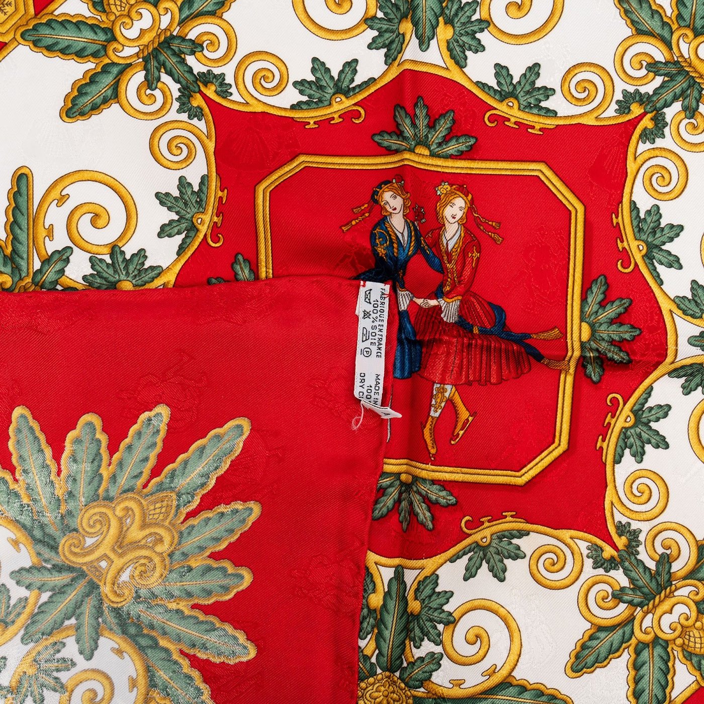 Hermès Joies d'Hiver Silk Carre 90 Scarf Tuch