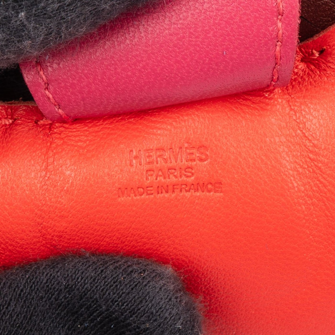 Hermès Rose Jaipur Pinkshocking Rouge H Tricolor Leather Rodeo MM Pendant
