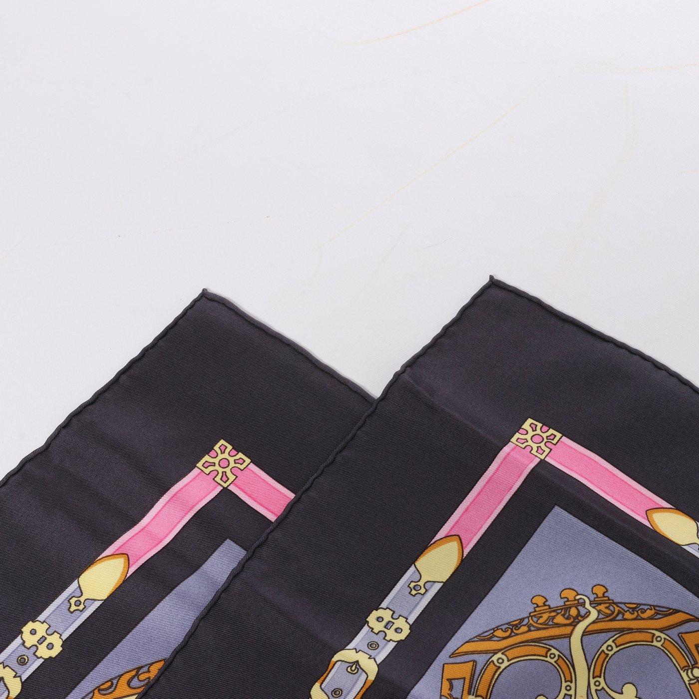 Hermès Carré 90 "LES MUSEROLLES" Silk handkerchief in Gray