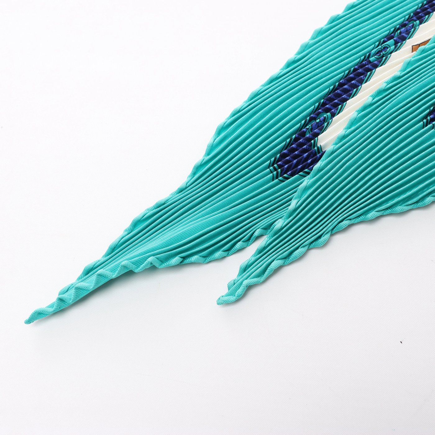 Hermès Carré 90 "BONSAI" Plissé Scarf Silk in Blue