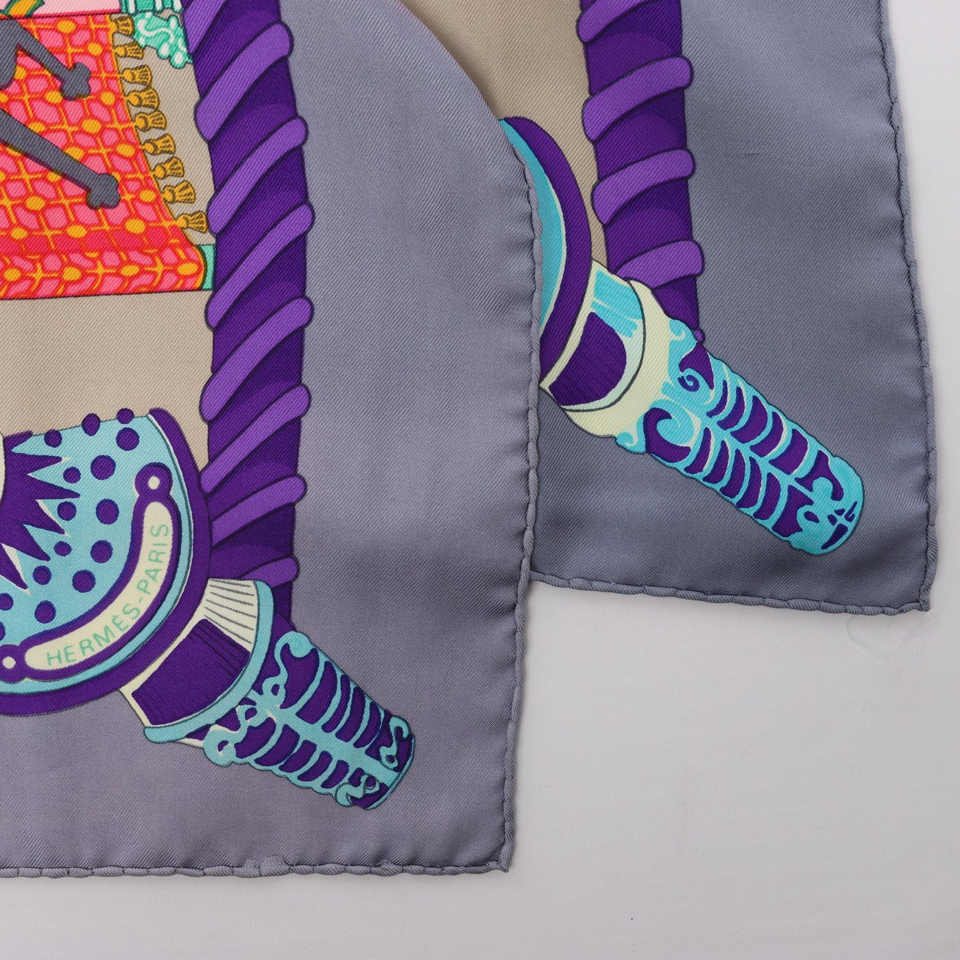Hermès Carré 90 "Etendards et Bonnieres" Scarf Silk in Grey x Purple