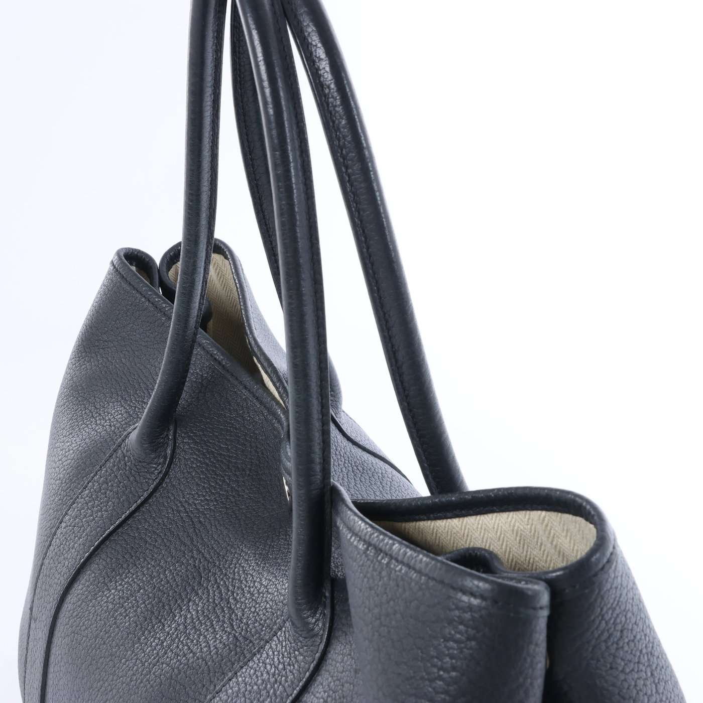 Hermès Garden Party 36 PM Negonda Leather Shoulder Bag in Black □M: 2009