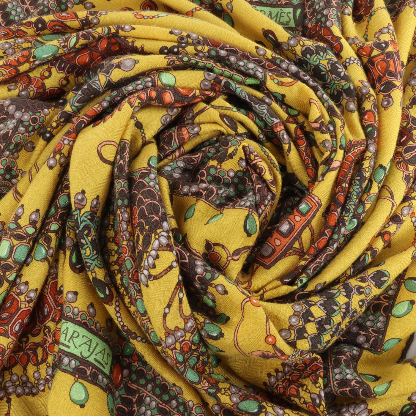 Hermès Carré Géant 140 "PARURES DES MAHARAJAS" Stole Cashmere & Silk in Yellow