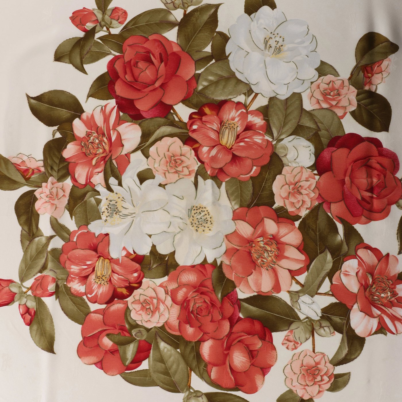 Chanel Vintage Camellia Silk handkerchief in Beige x Red