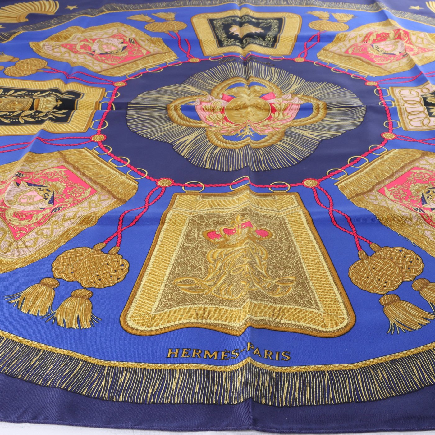 Hermès Carré 90 "Poste et Cavalerie" Silk handkerchief in Navy Blue