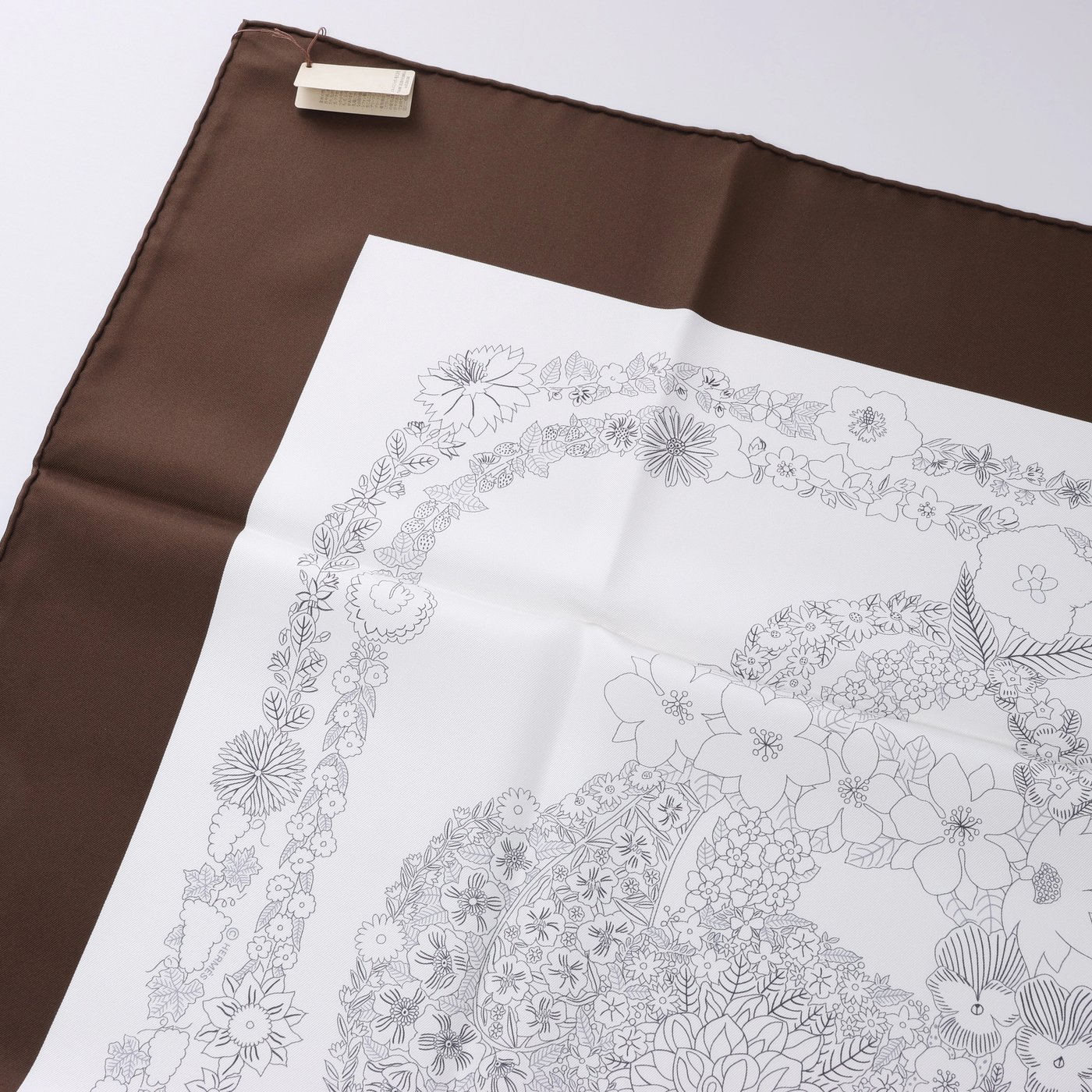 Hermès Carré 90 "Brides de Gala en Fleurs" Silk handkerchief in Brown