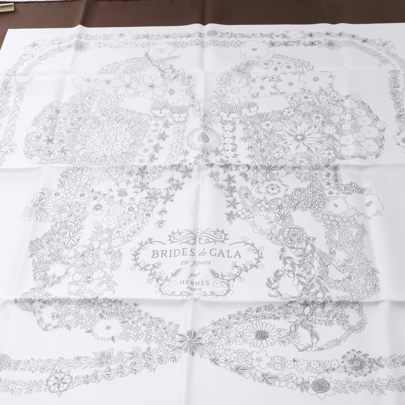 Hermès Carré 90 "Brides de Gala en Fleurs" Silk handkerchief in Brown