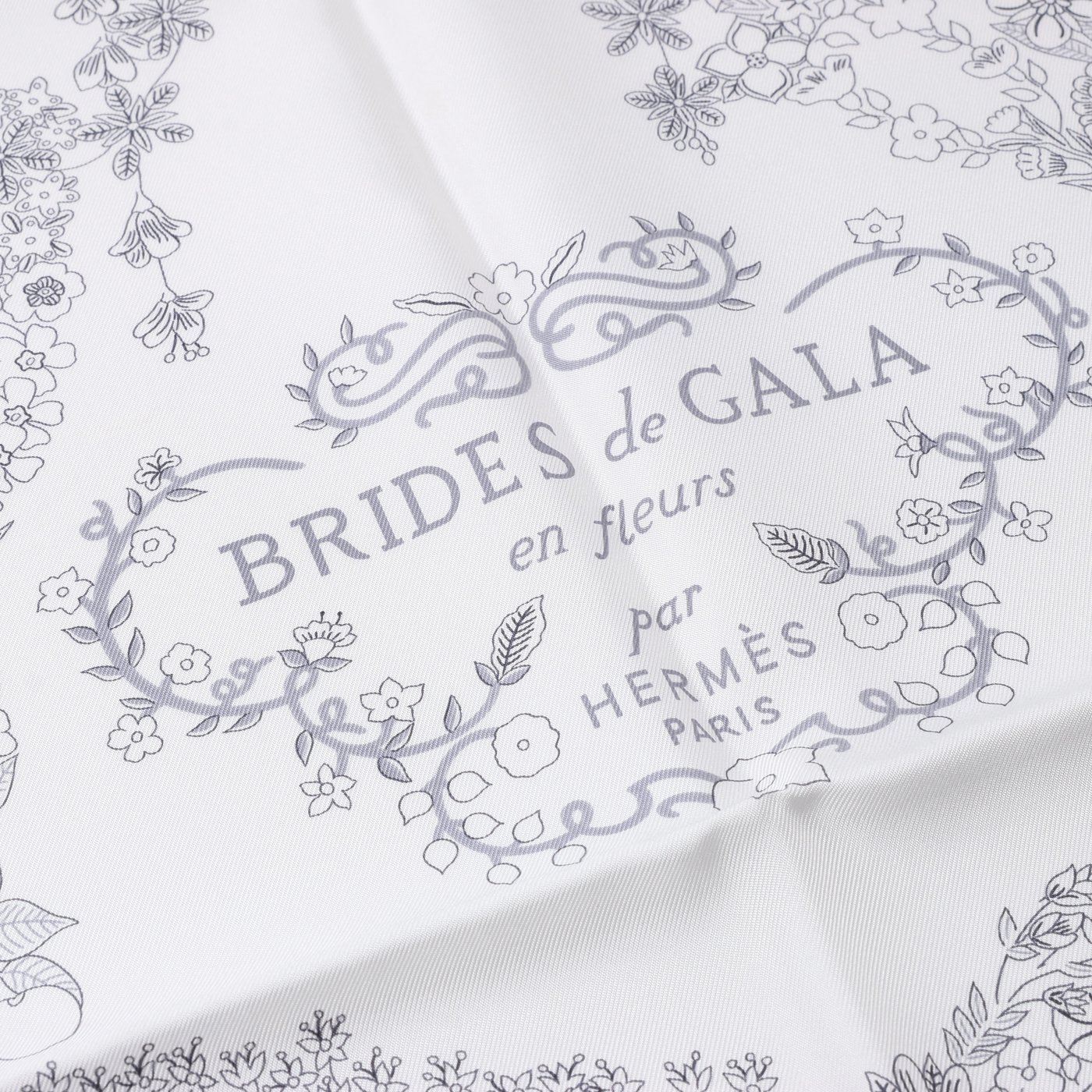 Hermès Carré 90 "Brides de Gala en Fleurs" Silk handkerchief in Brown