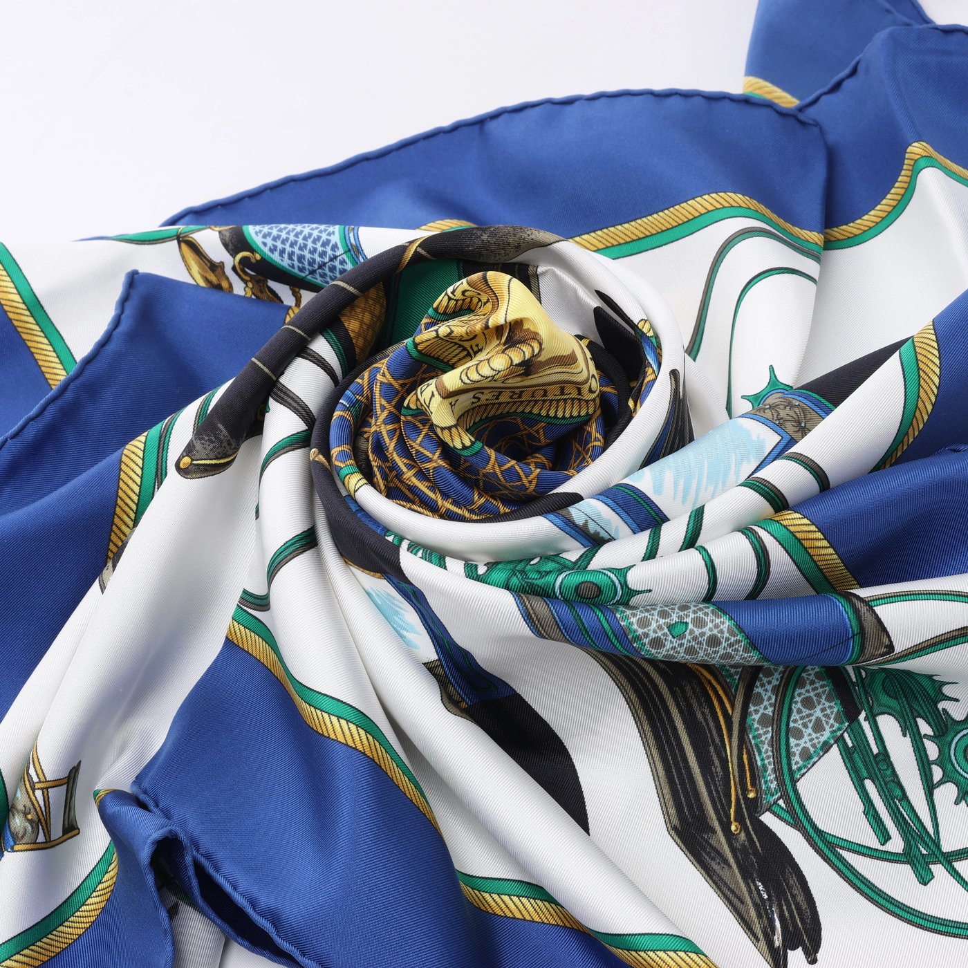 Hermès Carré 90 "LES VOITURES A TRANSFORMATION" Silk handkerchief in Blue