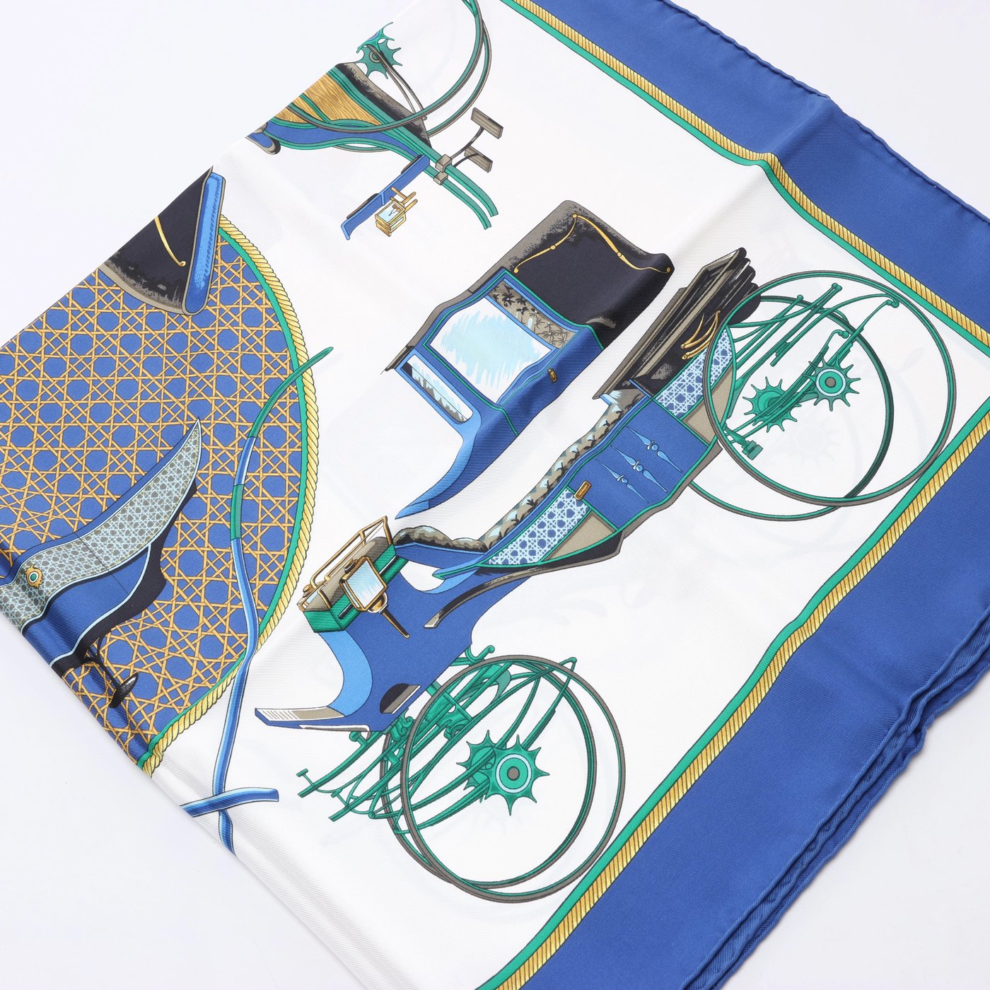 Hermès Carré 90 "LES VOITURES A TRANSFORMATION" Silk handkerchief in Blue