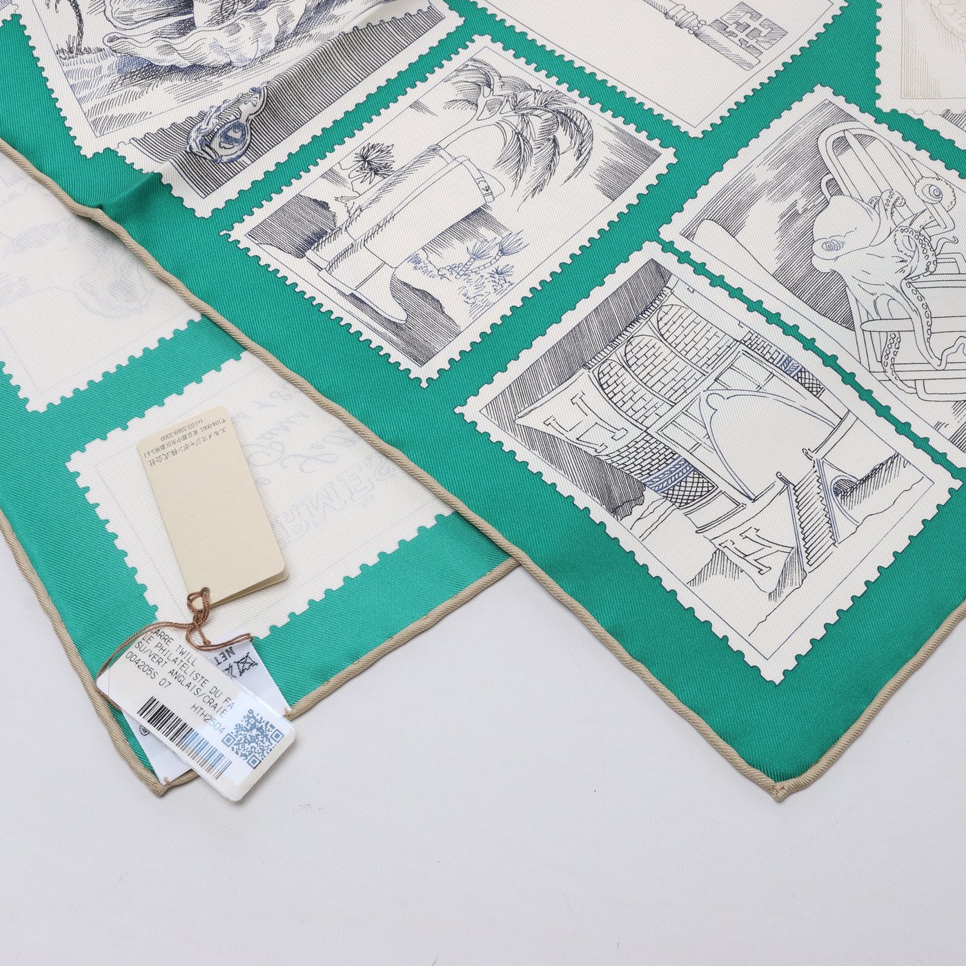 Hermès Carré 90 "LE PHILATELISTE DU FAUBOURG" Silk handkerchief in Green