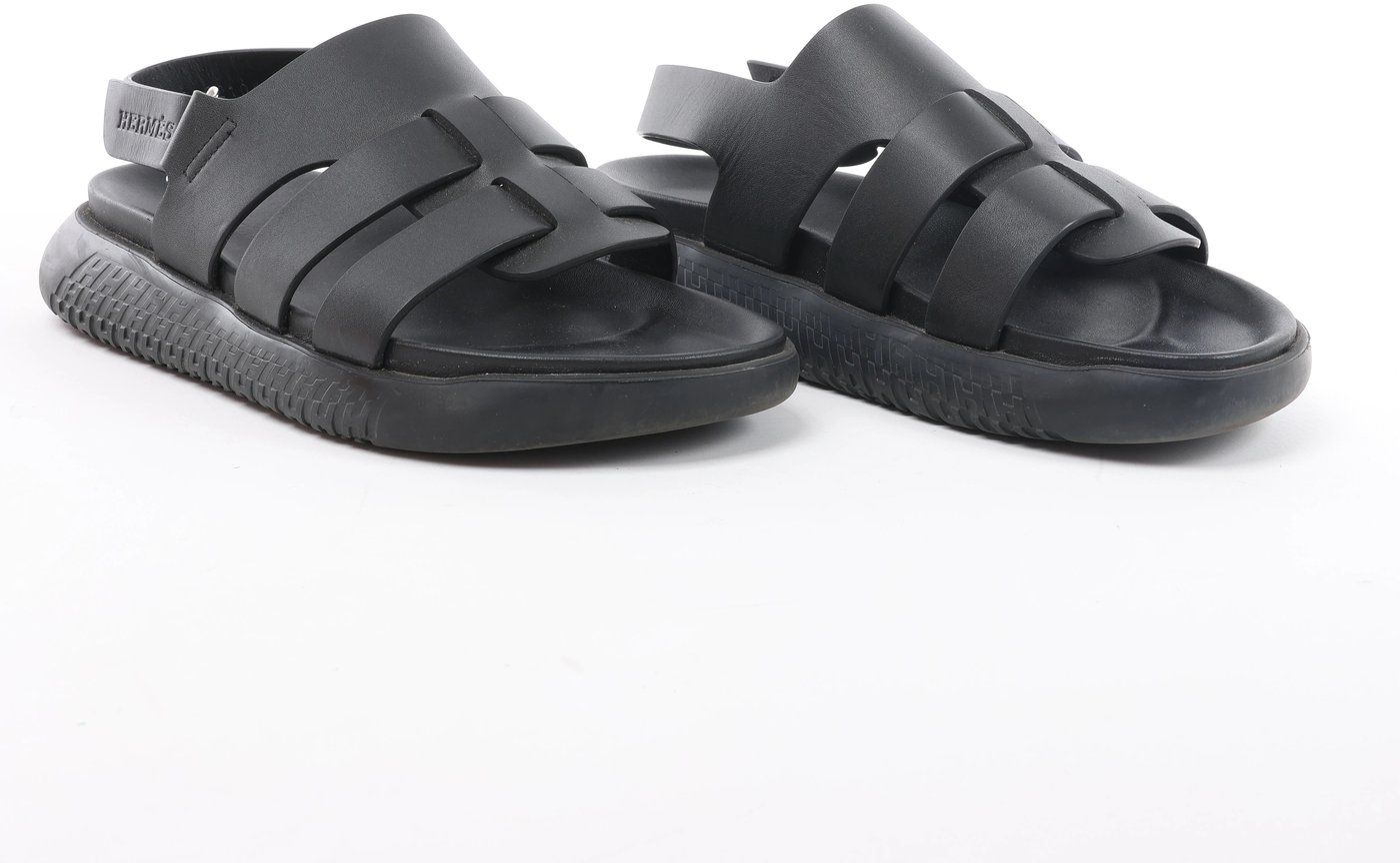 Hermès Doha Leather Sandals 39 Unisex Black 212888Z