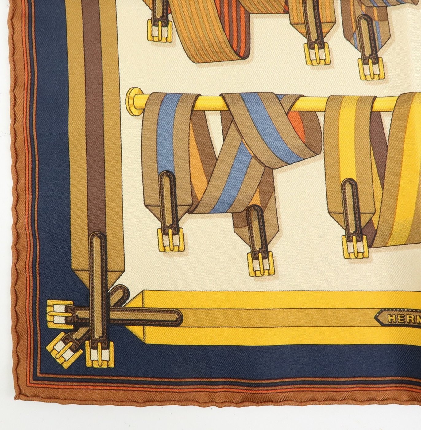 Hermes Carré 42 Silk
