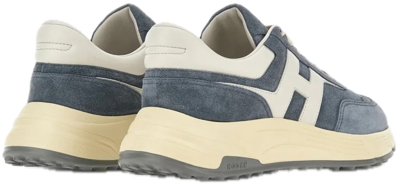 Sneakers blue