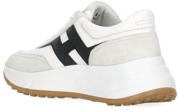 Sneakers White
